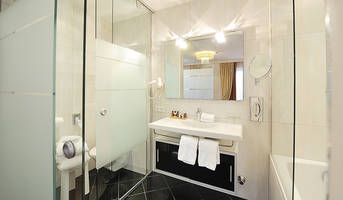 Bathroom Room Classic B Hotel Brigitte